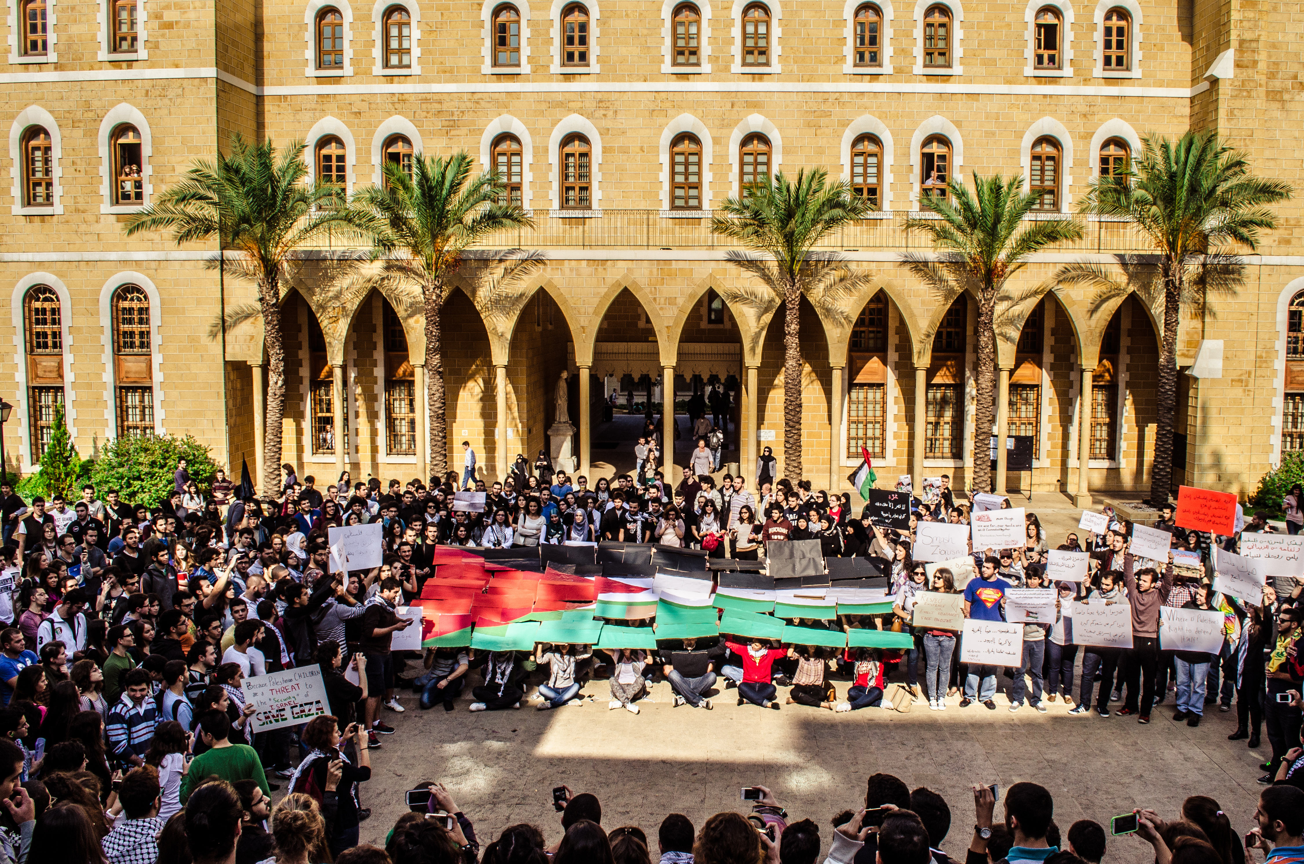Sit-in in Support of Gaza in AUB and LAU